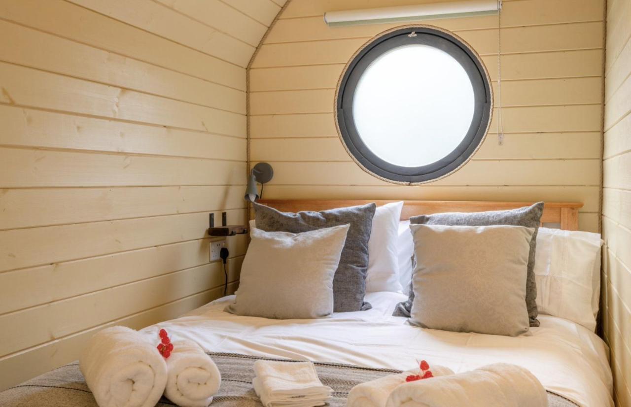 Вілла Apple - Luxury Cabin In The Cotswolds Alderton  Екстер'єр фото
